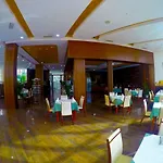 リゾート Rafaelo 5*