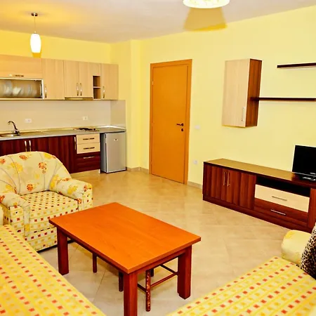 Rafaelo منتجع Shëngjin