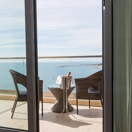 منتجع Rafaelo Shëngjin