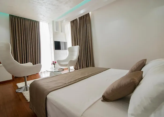 Rafaelo 5* Shëngjin